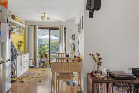 undefined, Strathnairn Street, Bermondsey, SE1