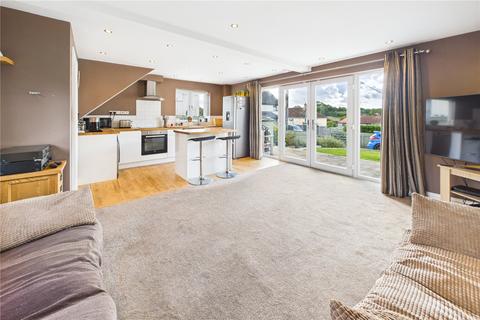 3 bedroom end of terrace house for sale, Hillcrest, Bristol BS39
