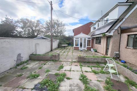 5 bedroom detached house for sale, Towyn Road, Towyn, Abergele