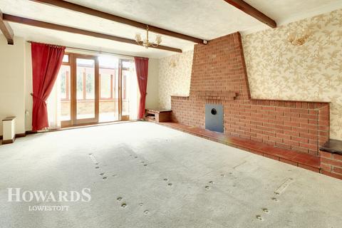 undefined, Manor Park Road, Corton