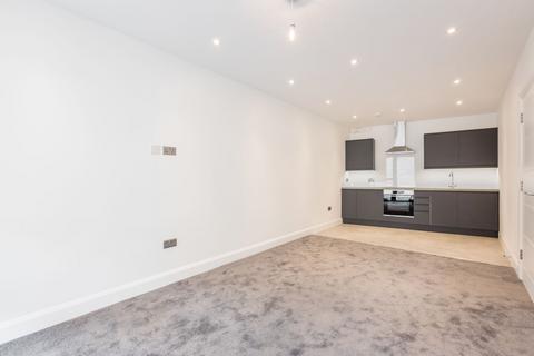 1 bedroom ground floor flat to rent, Frith Road, Connect House, CR0