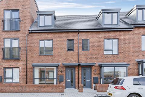 3 bedroom townhouse to rent, Soar Lane, Leicester, Leicestershire, LE3
