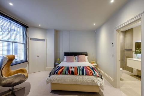 1 bedroom flat for sale, Castellain Road, Little Venice W9