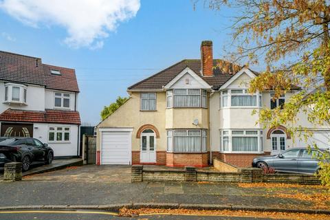 3 bedroom semi-detached house for sale, Worple Way, Harrow HA2