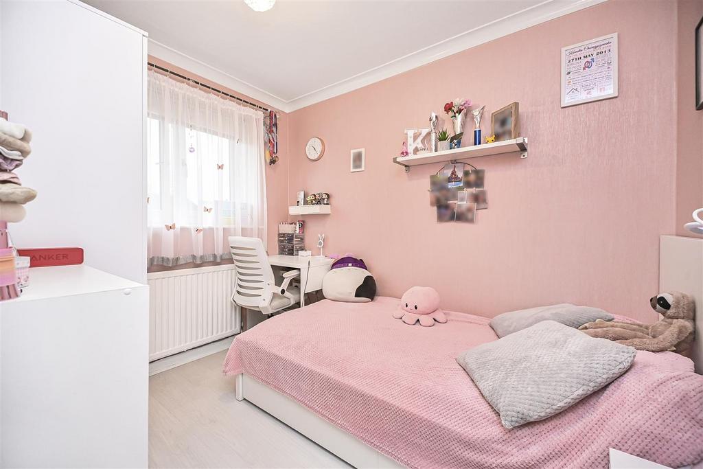 7 Avon Street Bedroom 2.jpg