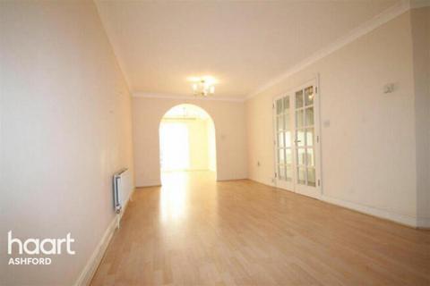 Fairview Drive, Ashford