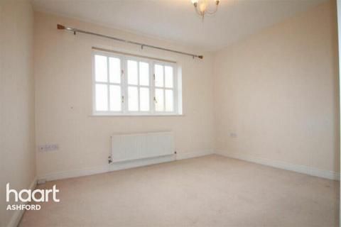 Fairview Drive, Ashford