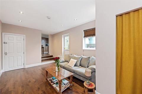 2 bedroom apartment for sale, Turnpike Lane, London, N8