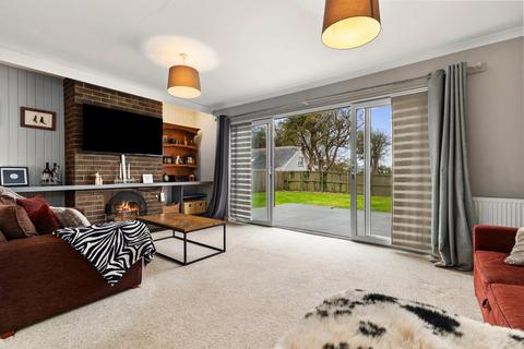 4 bedroom detached bungalow for sale, Spittal, SA62