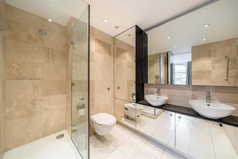 3 bedroom flat to rent, Queen Elizabeth Street, London SE1