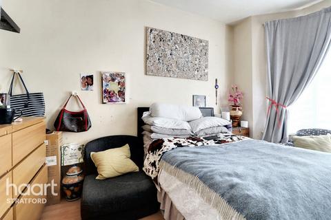 undefined, Nutfield Road, London