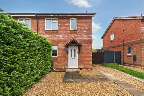 3 bedroom semi-detached house for sale, Vincent Road,  Aylesbury,  HP19