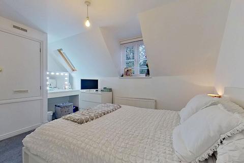 2 bedroom maisonette for sale, Sycamore Grange, Ramsgate CT11