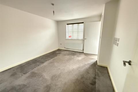 3 bedroom semi-detached house for sale, Knight Drive, Burton on Trent DE13
