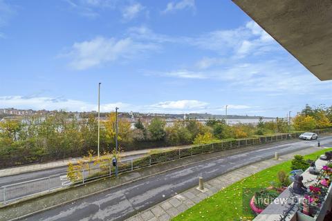 2 bedroom flat for sale, Greens Place, South Shields