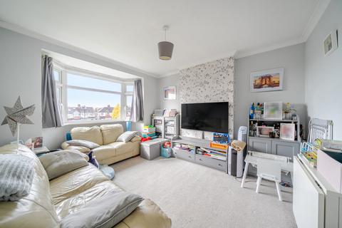 2 bedroom maisonette for sale, Whitton Avenue West, Northolt