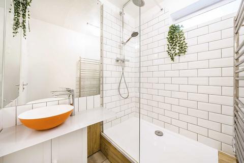 2 bedroom flat for sale, Hurstway Walk, London W11