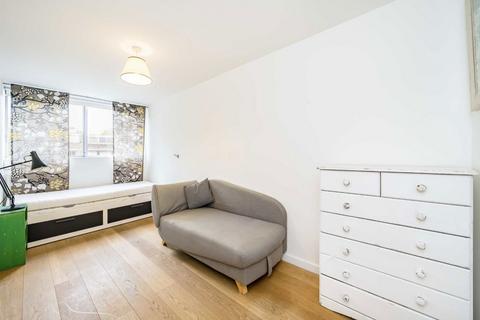 2 bedroom flat for sale, Hurstway Walk, London W11