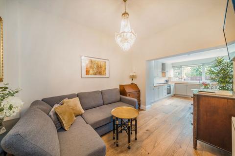 2 bedroom flat to rent, Ribblesdale Road, London SW16