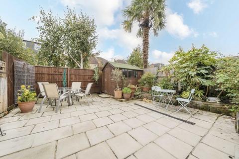 2 bedroom flat to rent, Ribblesdale Road, London SW16