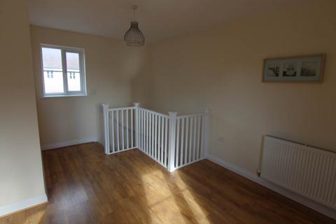 2 bedroom coach house to rent, Kent Avenue, West Wick, Weston-super-Mare