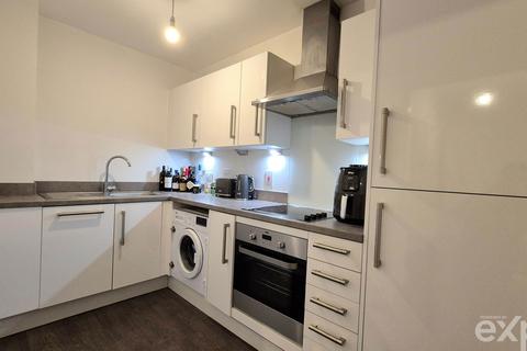 1 bedroom flat for sale, Manor Way, Borehamwood WD6