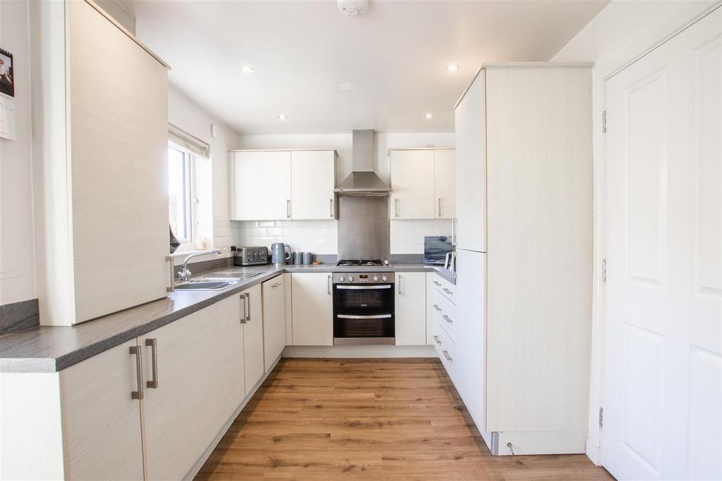 Kitchen-2.jpg