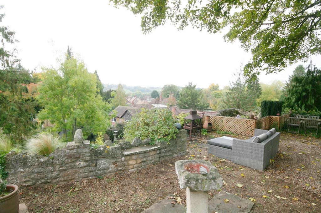 Photograph 10