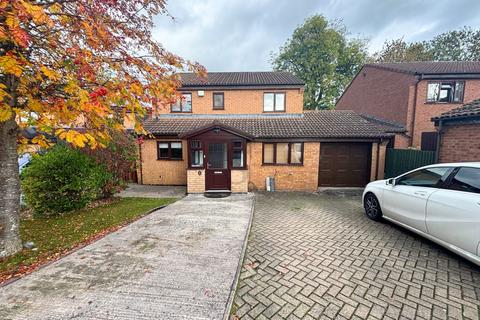 5 bedroom detached house to rent, Tynedale Close, Oadby, Leicester