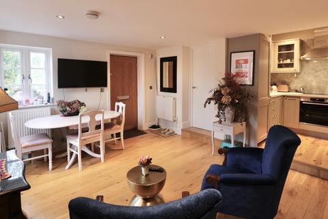 undefined, High Street, Great Missenden, HP16