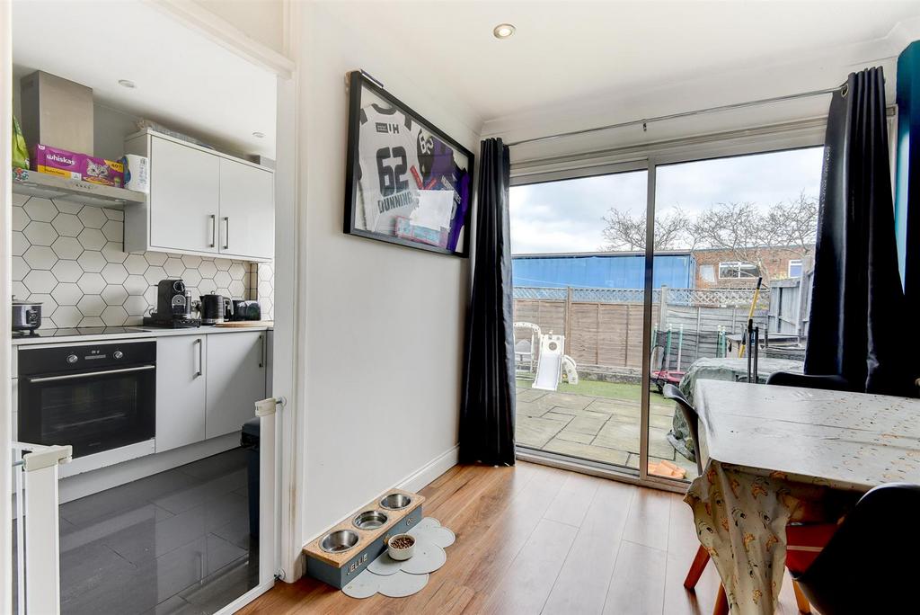 For Sale by Aspire Residential   Wolstenbury Road