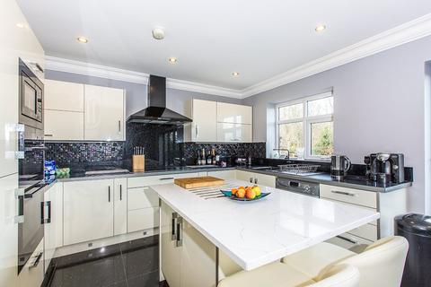 5 bedroom detached house for sale, Highgate Close, Preston PR2