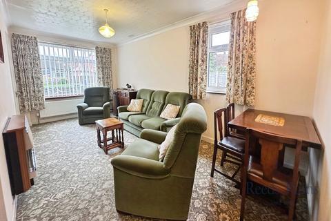 3 bedroom bungalow for sale, Westbourne Road, North Yorkshire YO8