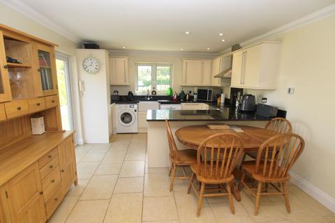 2 bedroom detached bungalow for sale, Ashen Grove Road, Otford Hills, TN15