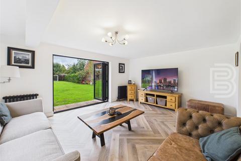 undefined, Livingstone Avenue, Rugby CV23