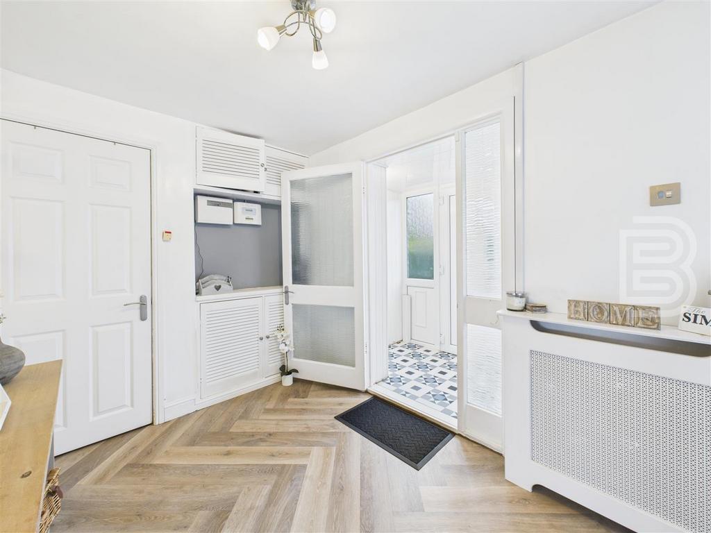 CAM05587 G0-PR0063-STILL027.jpg