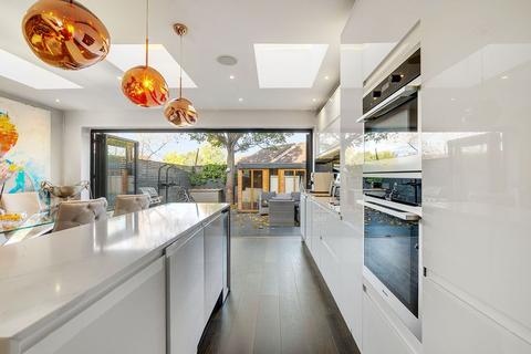 4 bedroom semi-detached house for sale, Abercairn Road, London SW16