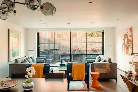Phillimore Gardens, Kensington, London, W8