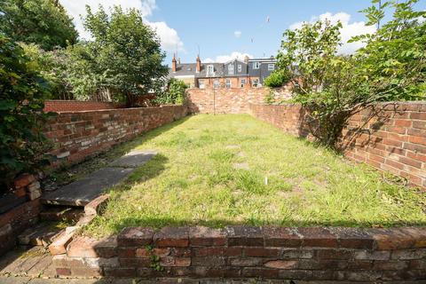 5 bedroom terraced house to rent, De Beauvoir Road, Reading, RG1