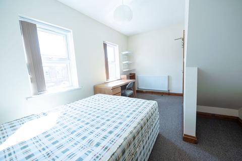 5 bedroom terraced house to rent, De Beauvoir Road, Reading, RG1