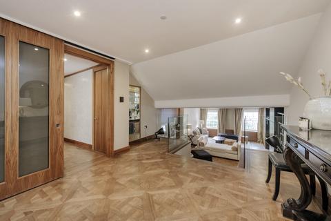 4 bedroom apartment to rent, Cadogan Place, Knightsbridge, SW1X