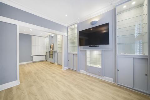 undefined, First Avenue, Queens Park Estate, London