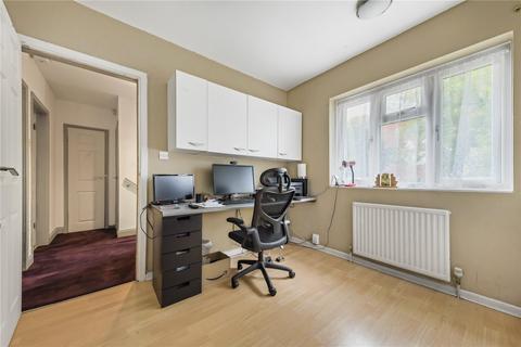 34 Ash Row, Bromley, BR2 8DY