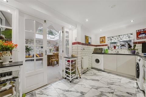 34 Ash Row, Bromley, BR2 8DY