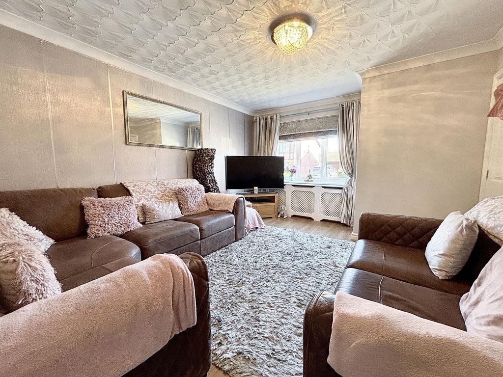 Lounge Additional