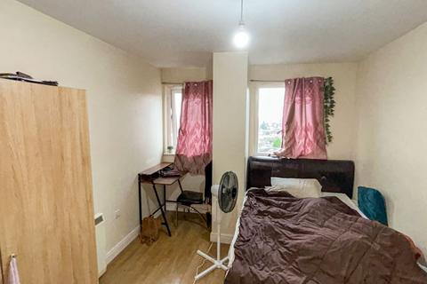 undefined, Flat 22 City Gate House, 399-425 Eastern Avenue, Ilford, Essex, IG2 6LQ