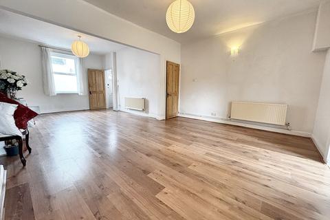 14 Victoria Street, Burscough, Ormskirk, L40 0SN