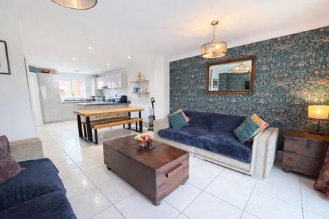 undefined, Glovers Way, Burscough, L40