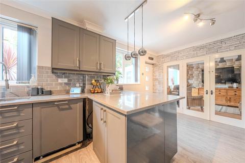 5 bedroom terraced house for sale, Victoria Rise, Pudsey, West Yorkshire
