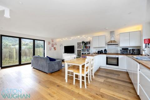 undefined, Brighton, East Sussex BN1